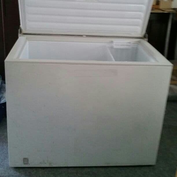 業務用 冷凍庫 定価38万