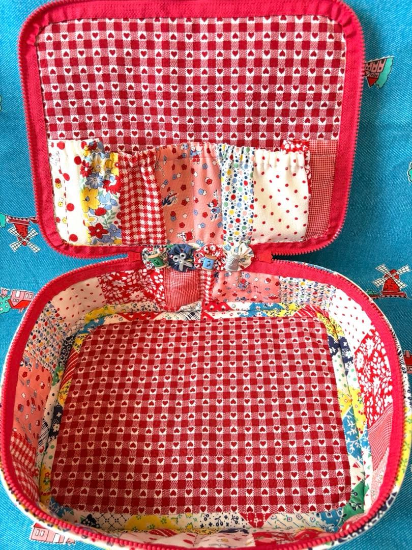 ♡ハンドメイド♡パッチワークBIGバニティポーチ