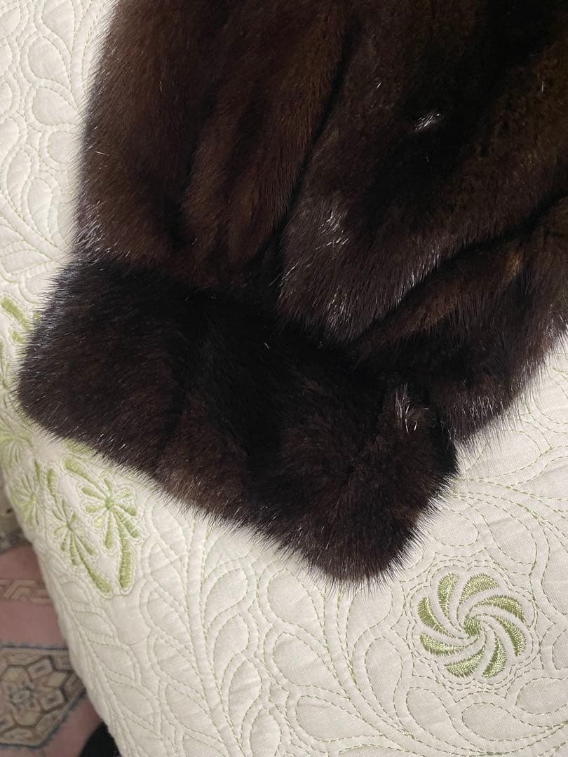 Chloeミンクコート　Aラインでボリューム感あり見栄え間違いなし　お値下げ！