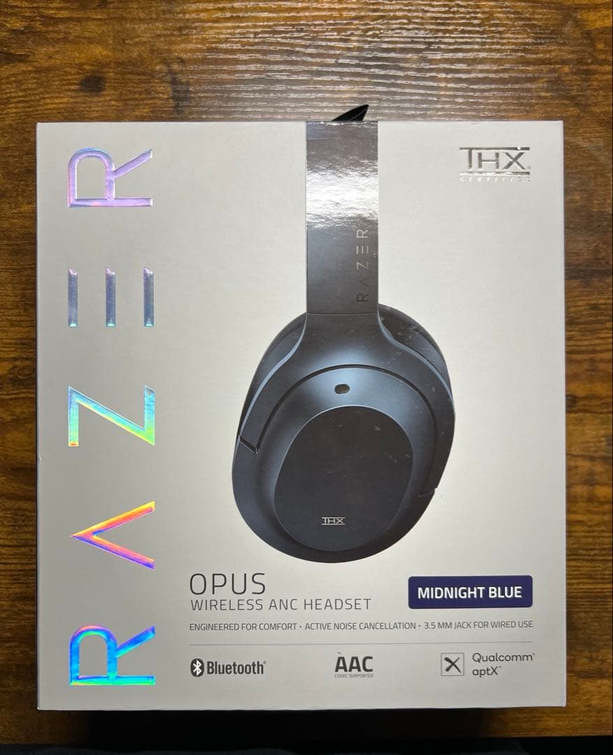 ヘッドホン Razer Opus