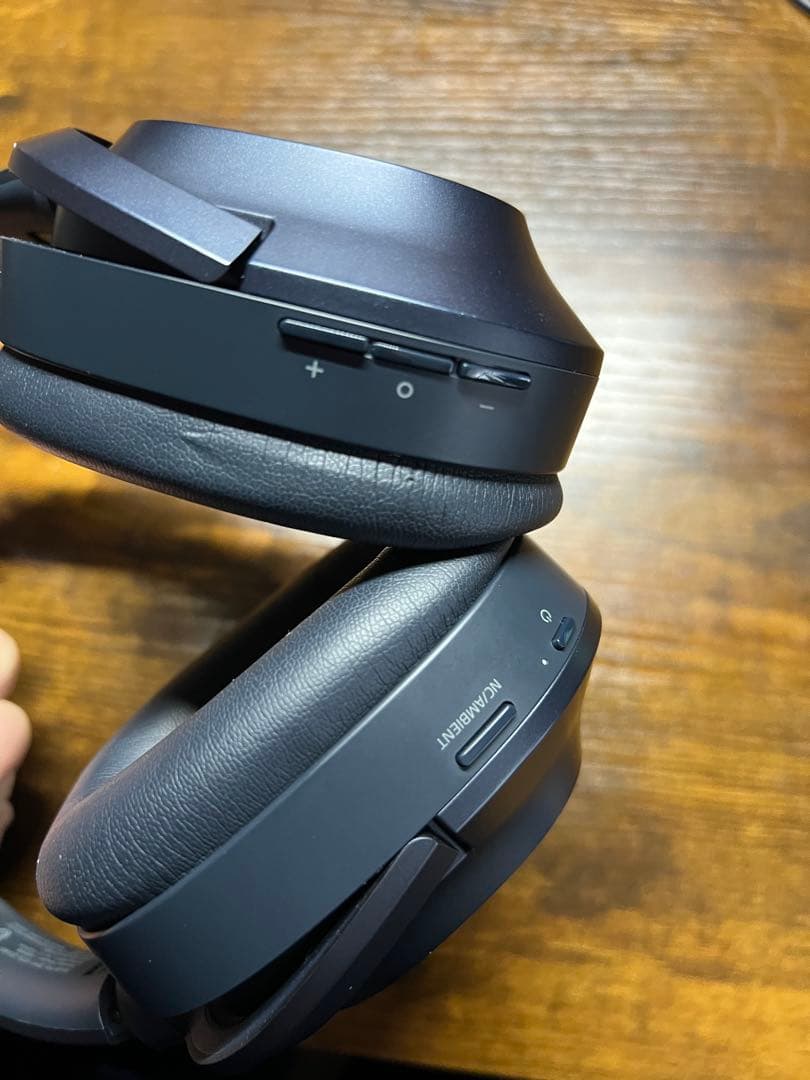 ヘッドホン Razer Opus