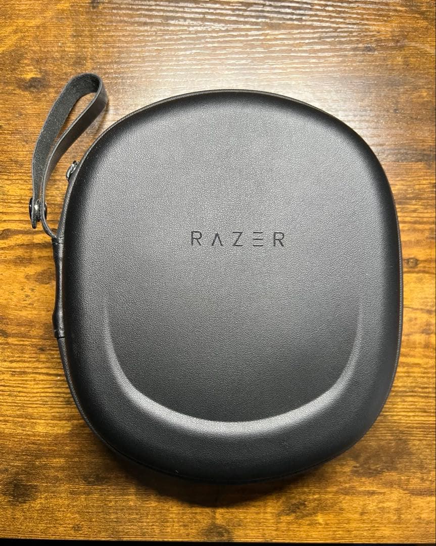 ヘッドホン Razer Opus