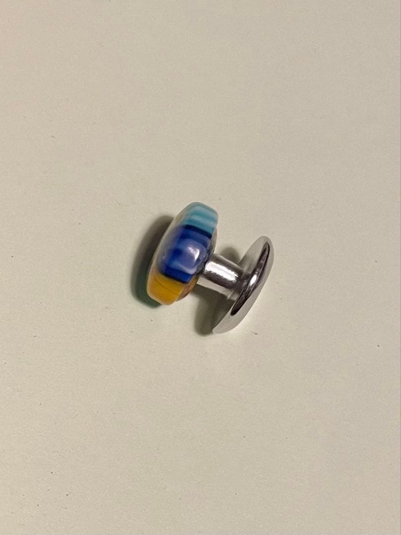 【非売品】ベルベスト ラペルピン ブートニエール ピンバッジ ブローチ