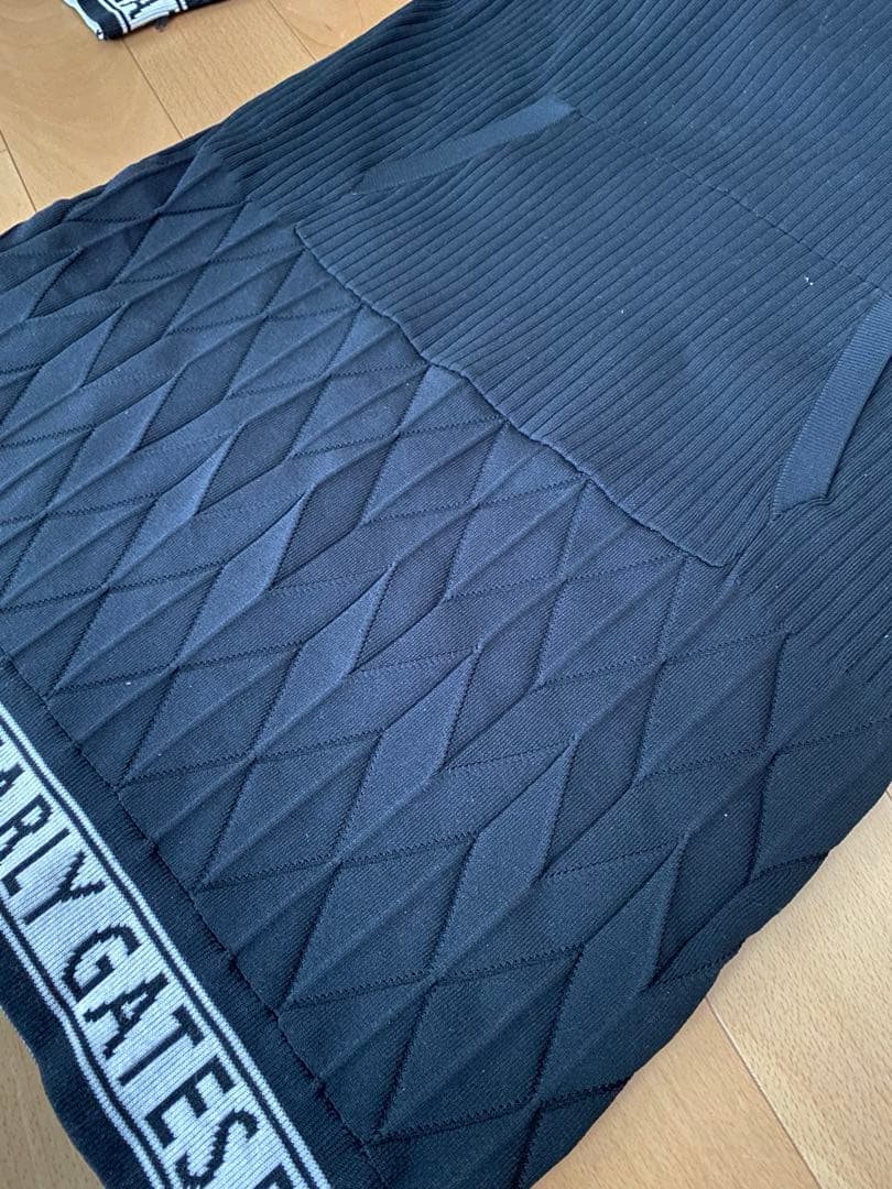 PEARLY GATES フード付きニットワンピース