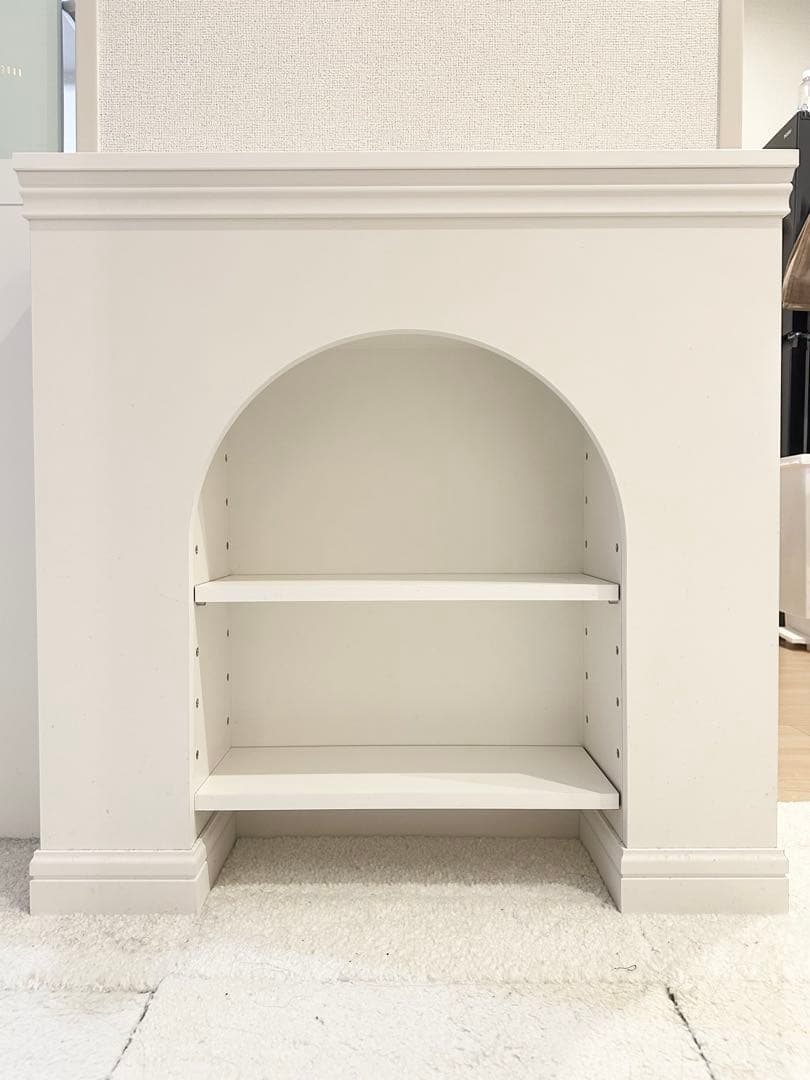 引越しのため本日までです。ホワイトマントルピース　韓国風インテリア