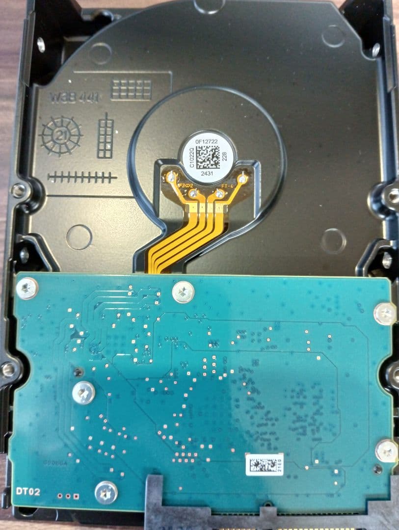 内蔵型ハードディスクドライブ TOSHIBA 6TB HDD