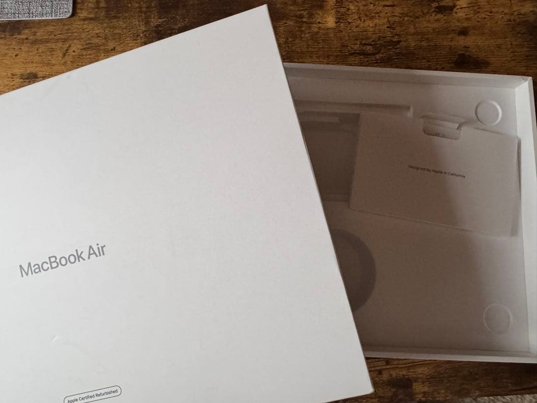 MacBook Air M1/ 16GB/ 256GB/ バッテリー100%