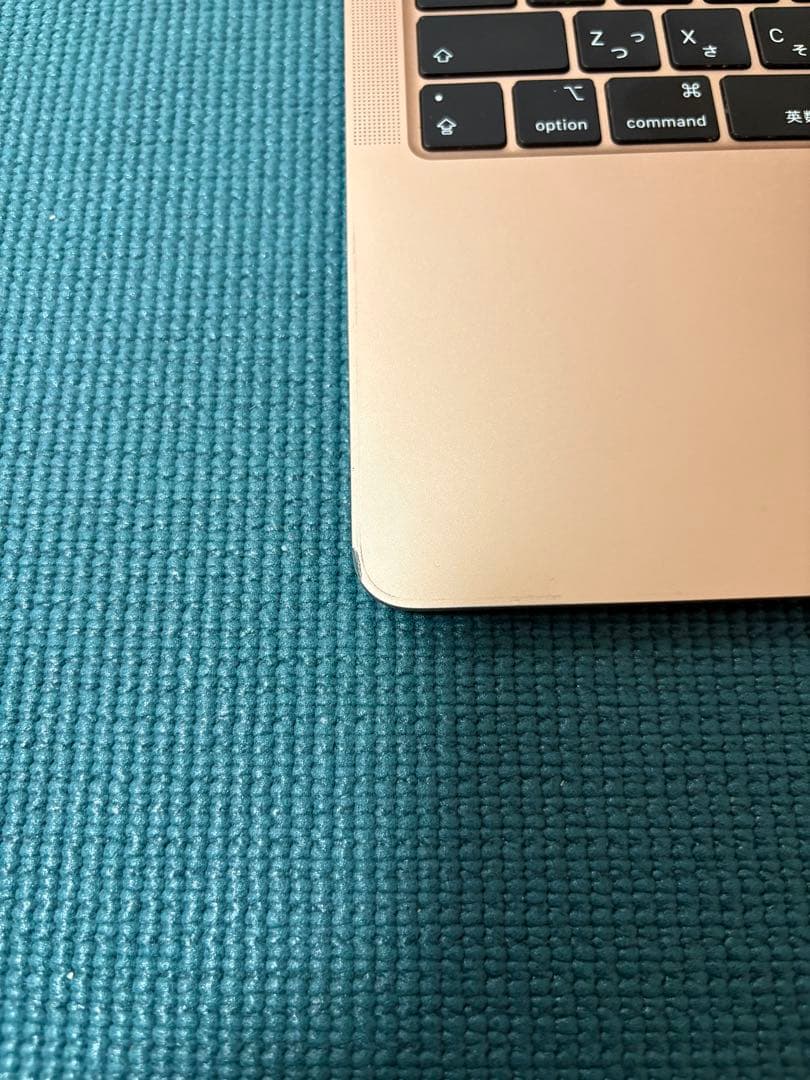 MacBookAir 2020 Apple M1 8G SSD256G ゴールド