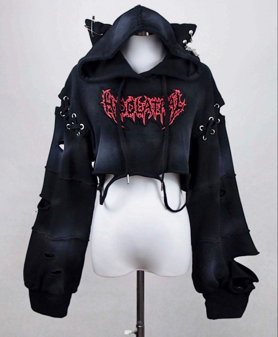 〚完売品〛ダメージショート猫耳パーカー BLACK x RED