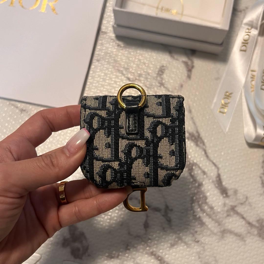 ほぼ新品Dior イヤホンケース