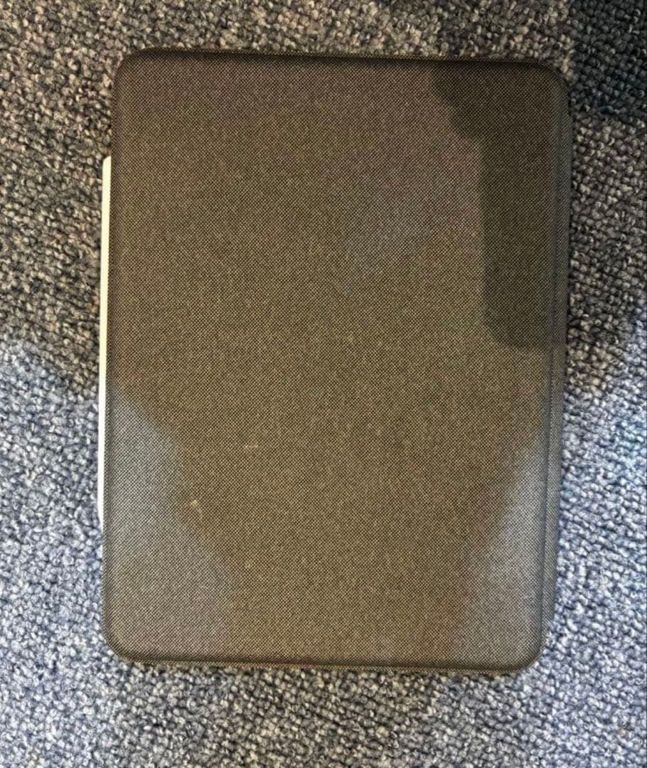 iPad Air （第五世代）スペースグレイ　Wi-Fiモデル　64GB