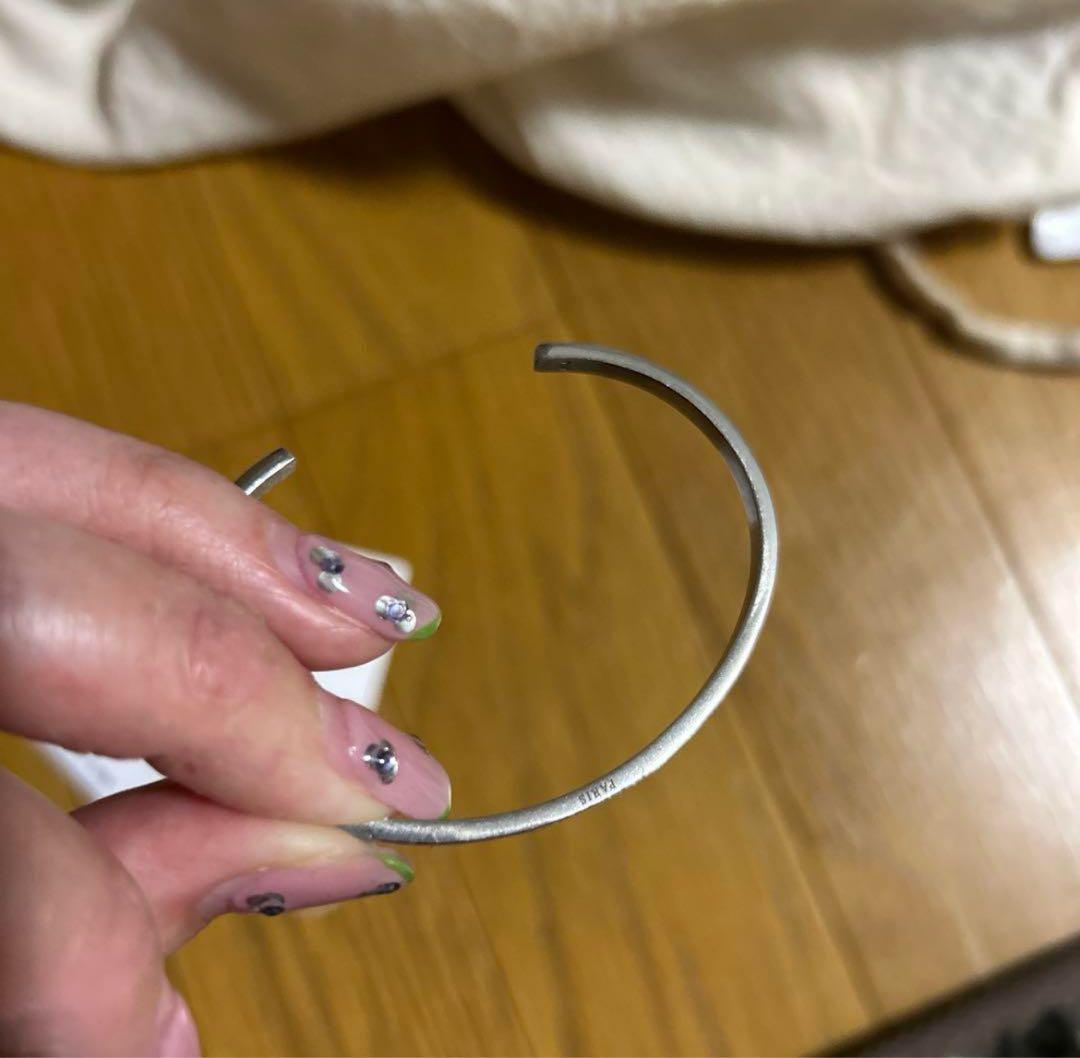 メゾンマルジェラ シルバー バングル ブレスレット