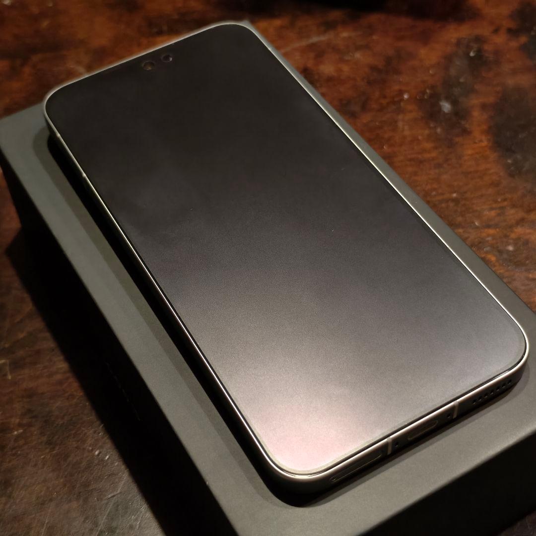 【ほぼ新品】vivo iQOO 15 12/256GB まともなケース2種付属