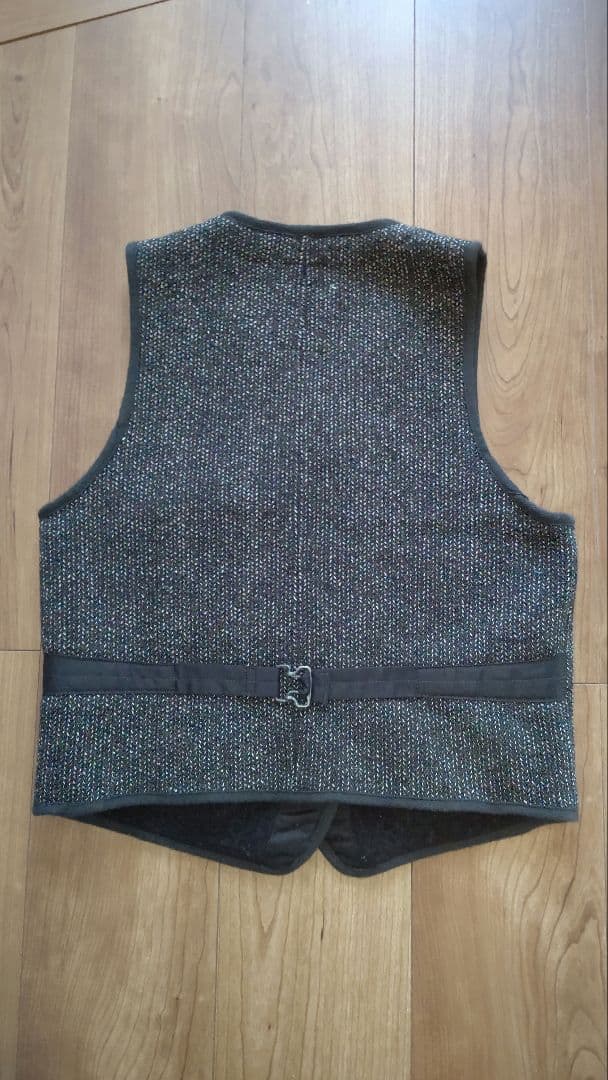 ブラウンズビーチ ベスト× イリアンローブベスト