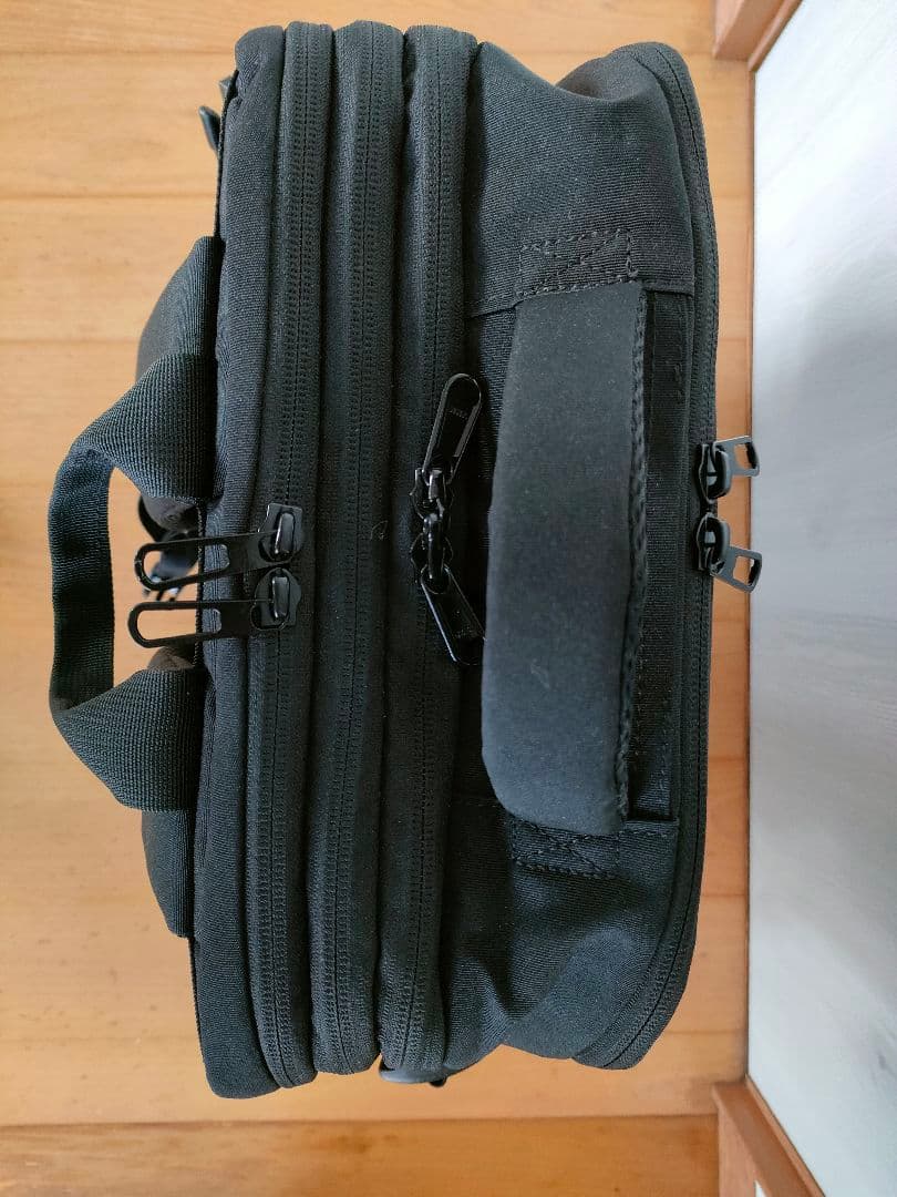 ●美品/Evoonマルチビジネスリュック2.0ブラック大容量20〜35L拡張可