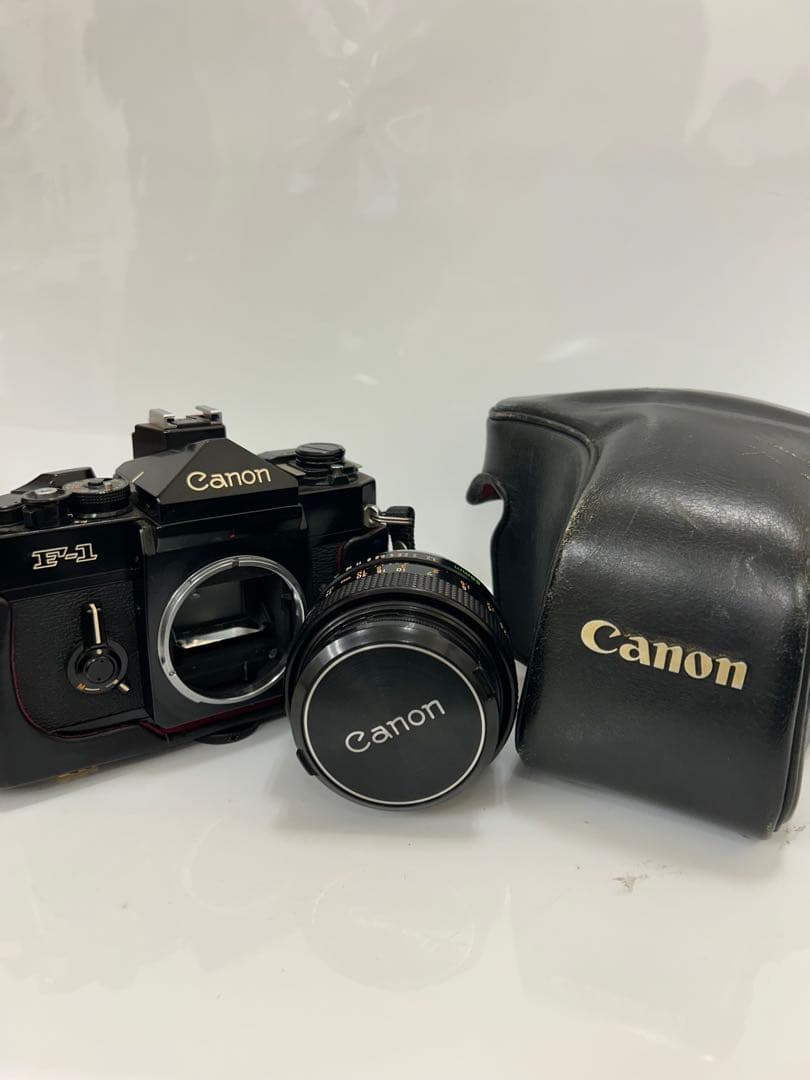 Canon F-1 一眼レフカメラ レザーケース付き