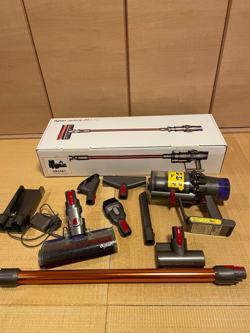 ダイソンV１０