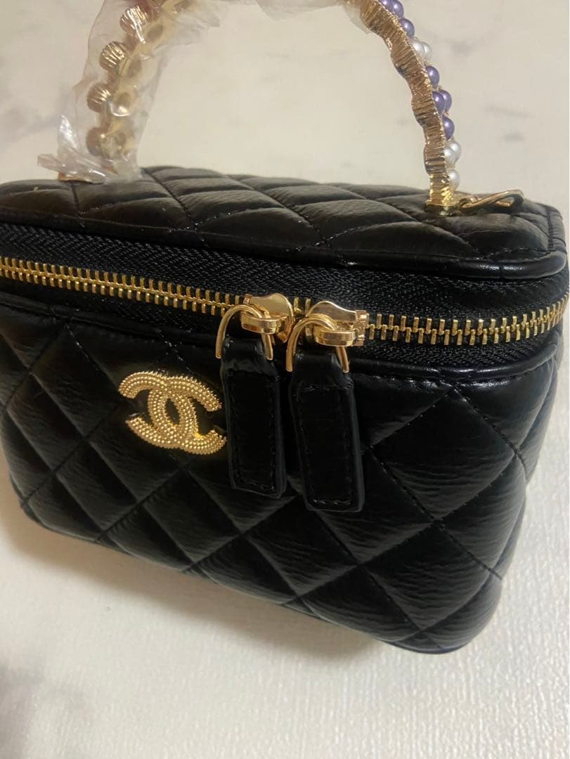 シャネル⭐︎ブラックバニティ　ノベルティ