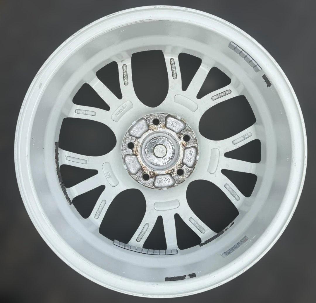 ゴン太Weds LEONIS LV　17インチ　ホワイト　4本組