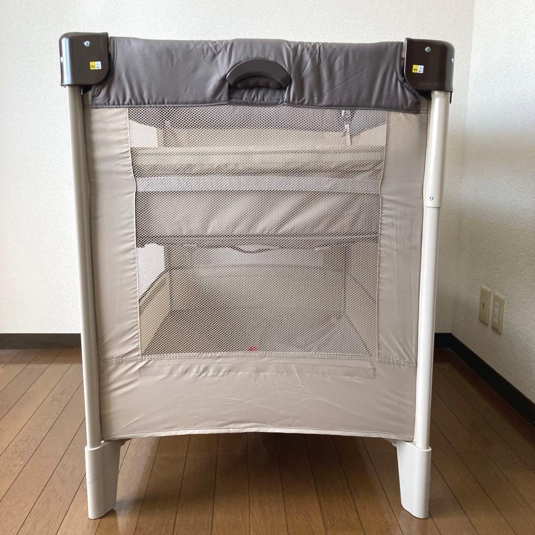 美品　アップリカ ココネルエアー ベビーベッド サークル　66047