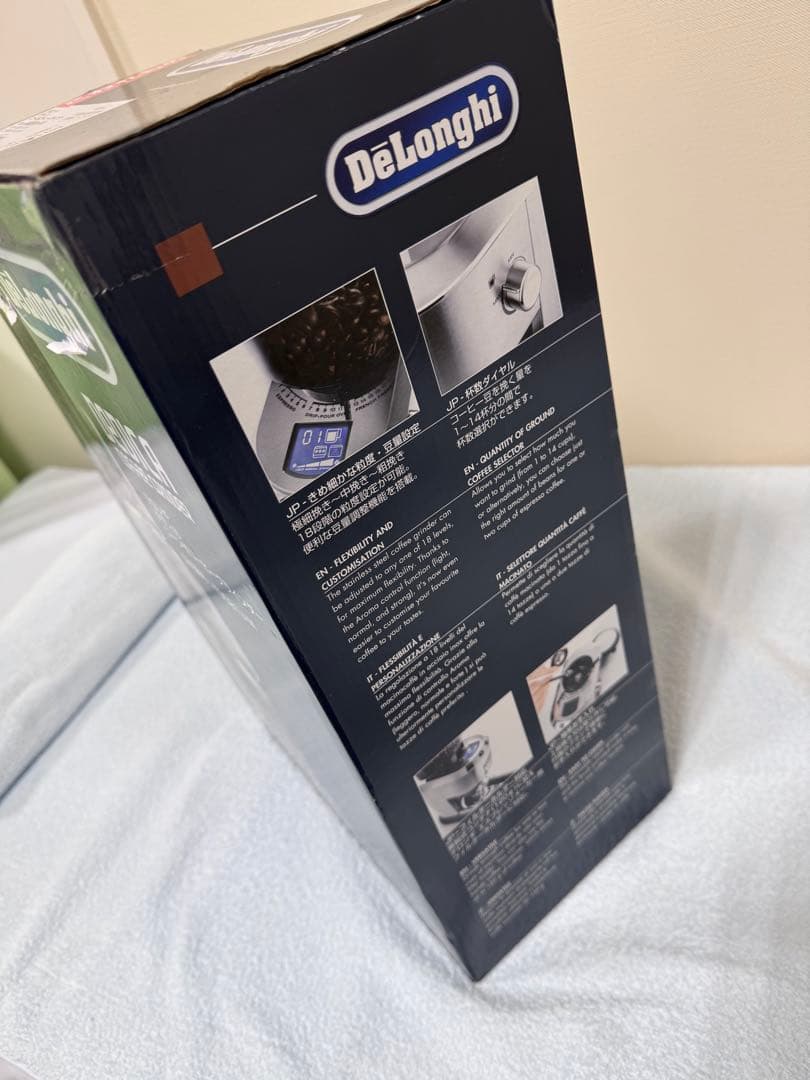 コーヒーメーカー・エスプレッソマシン DeLonghi Dedica Coffee Grinder K6S21-JM