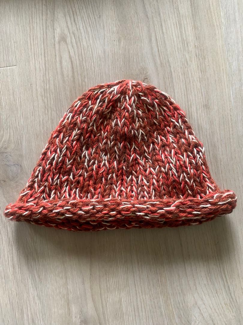 Lamrof ニット帽 赤とオレンジ