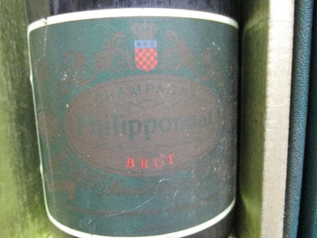 0829Y未開栓　PHILIPPONNAT フィリポナ　シャンパン 750ML