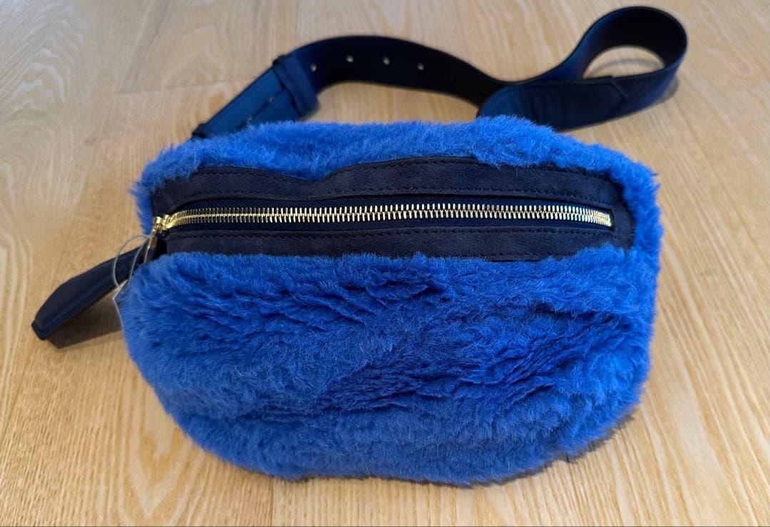 マックスマーラ　ファー素材 ボディバッグ