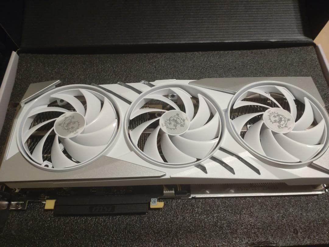 グラフィックボード・グラボ・ビデオカード MSI GeForce RTX 4070 Ti Super