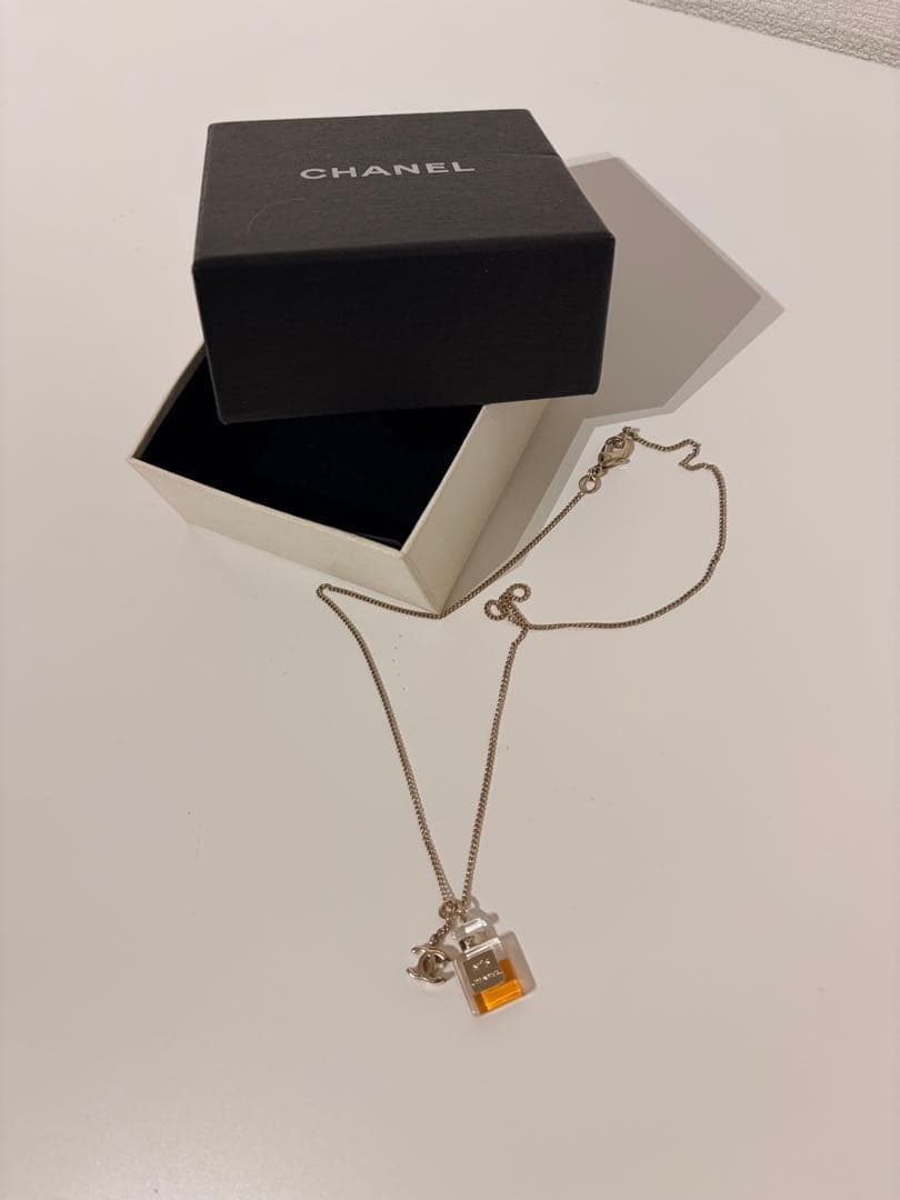 Chanel シャネル ココマーク 香水 ゴールド ボトル ネックレス ジェニ