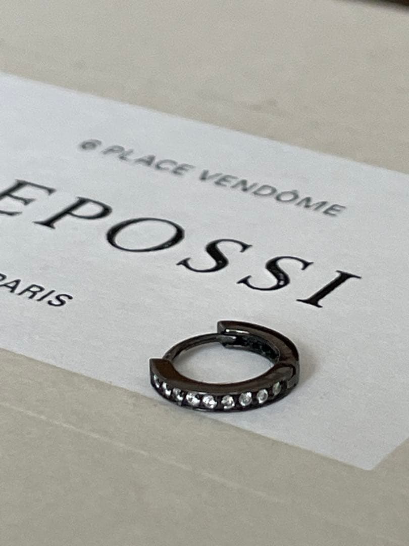 REPOSSI ブラックフープピアス ダイヤ付き