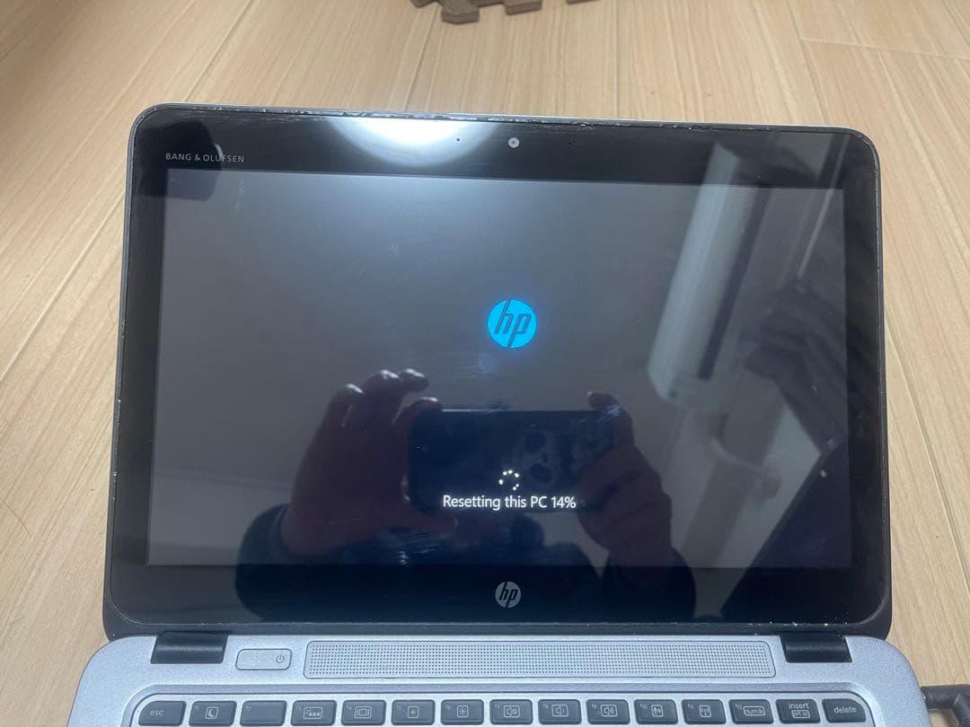 HP ノートPC シルバー ステッカー付き