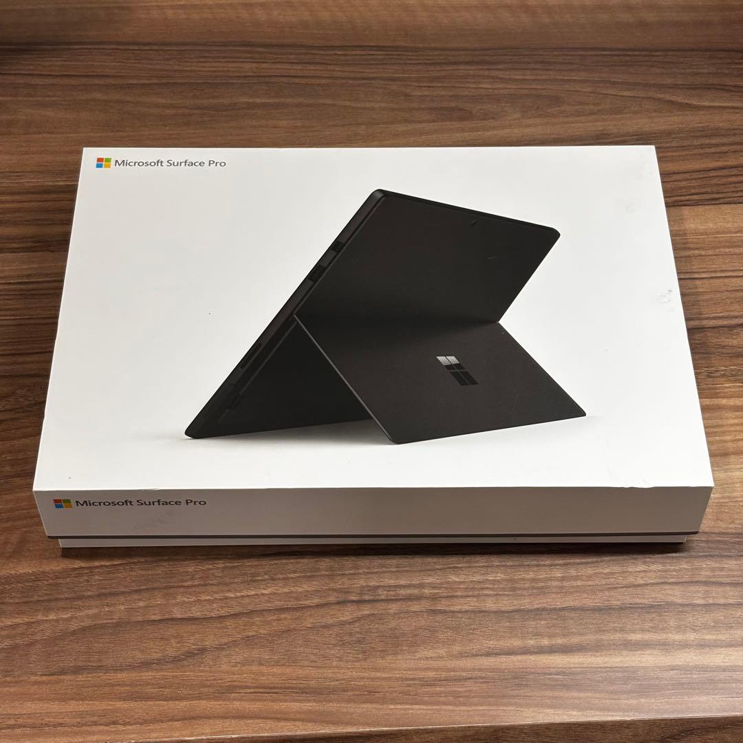 A*a様 Surface Pro 6 (i5/8GB) キーボード・純正ペン付