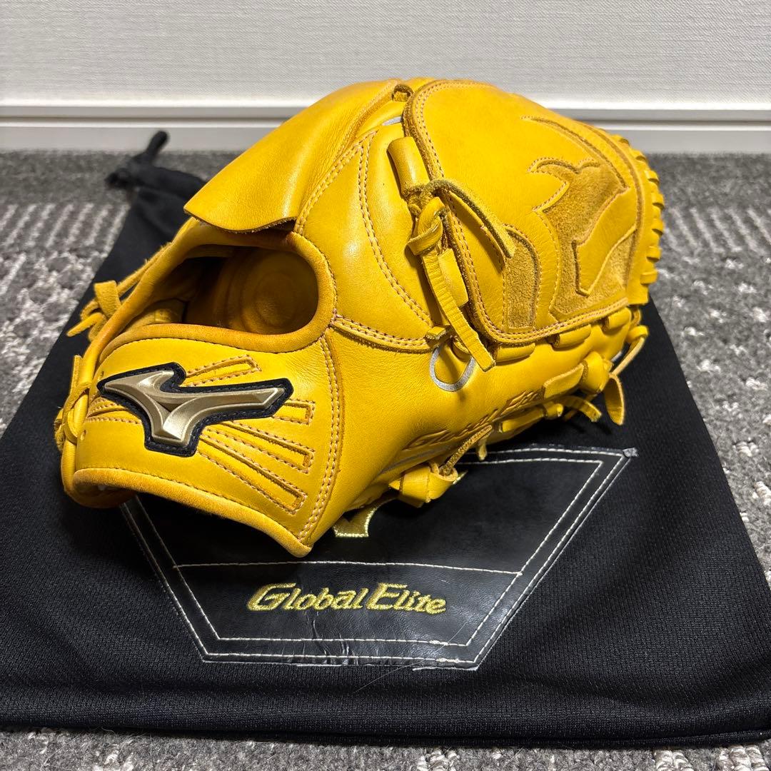 ミズノ　グローバルエリート　投手用グローブ