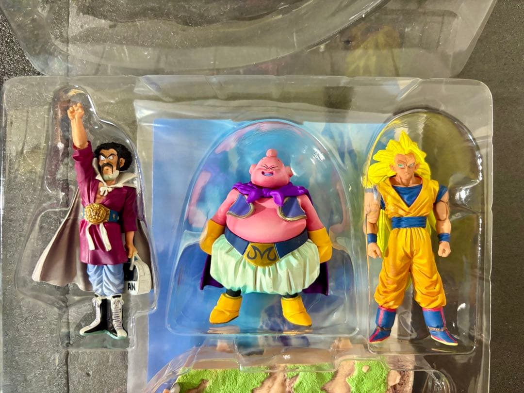 ドラゴンボールＺ　ジオラマフィギュアセット 全3巻　カリン塔型ディスプレイ台付