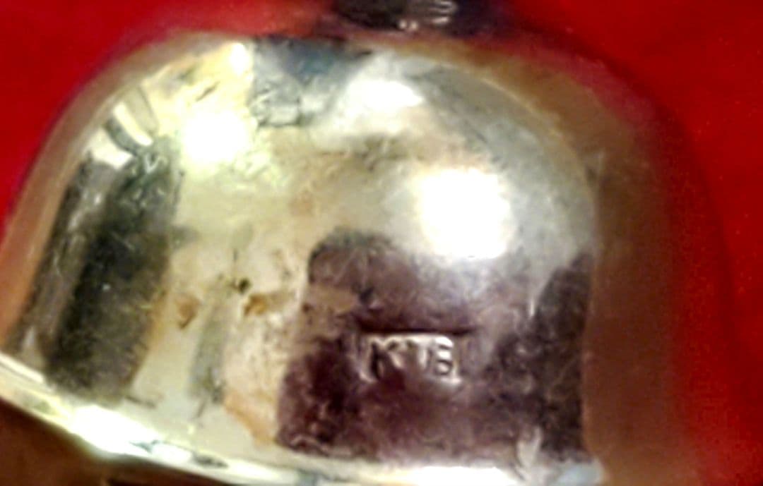 18金　K18　鈴の根付け　1.7g