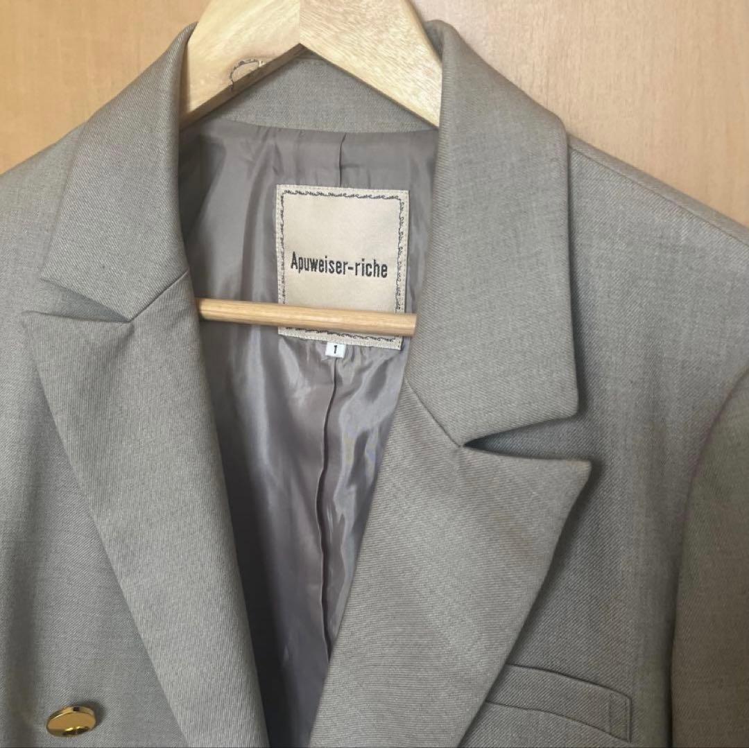 アプワイザーリッシェ　テーラードジャケット　新品同様