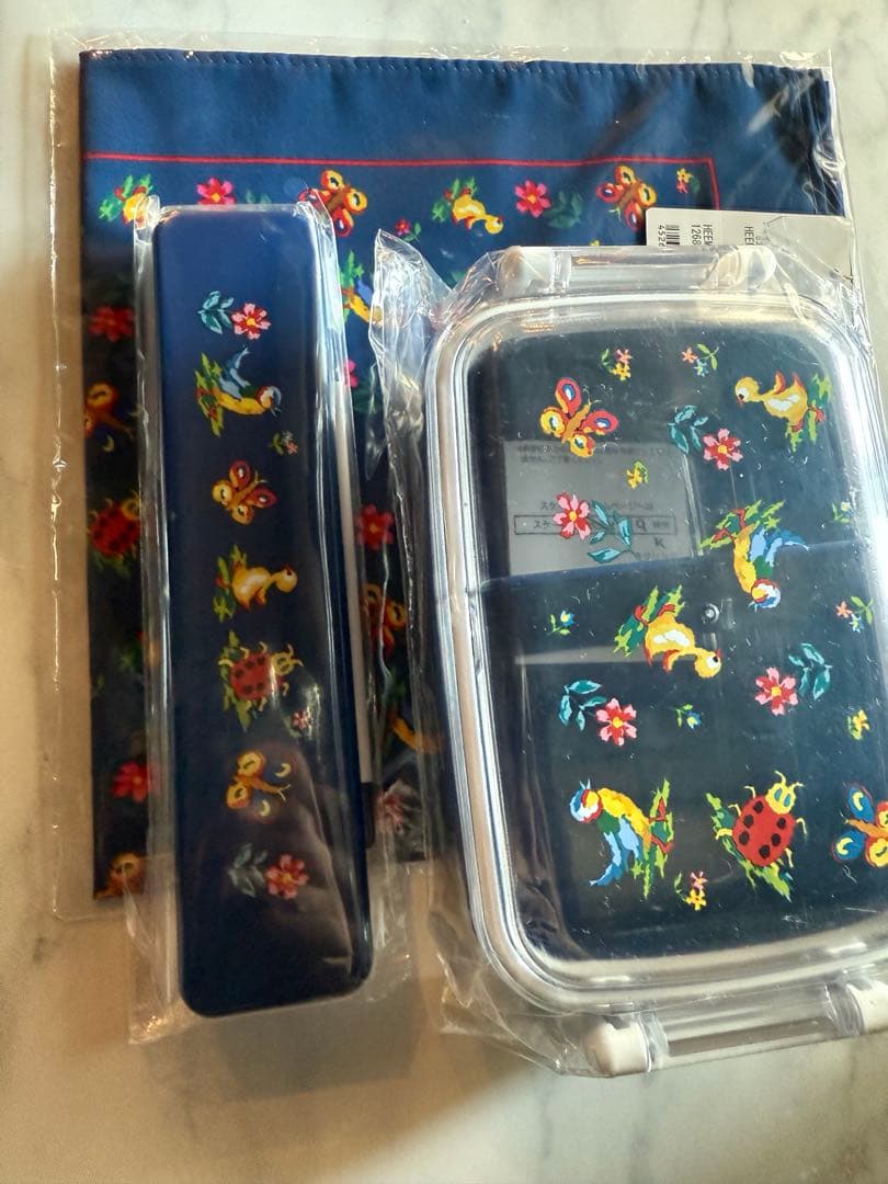 学校FEILER ランチボックスとカトラリー、クロスの3点セット 新品未使用品