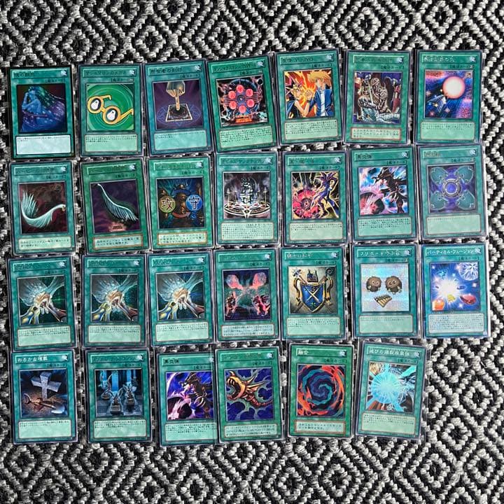 『期間限定』遊戯王カード引退品300枚以上！スーパーレア以上！