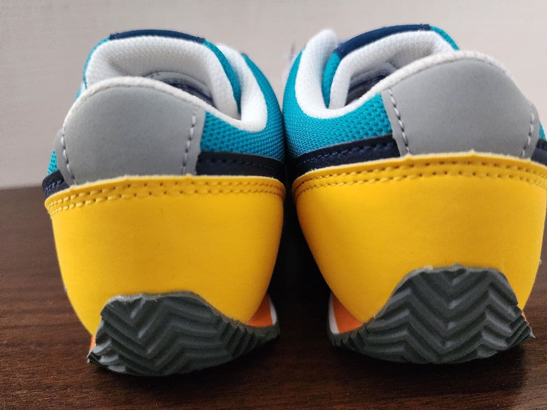 ミキハウスダブルビー×ミズノ　コラボスニーカー　17cm　定価19,800円