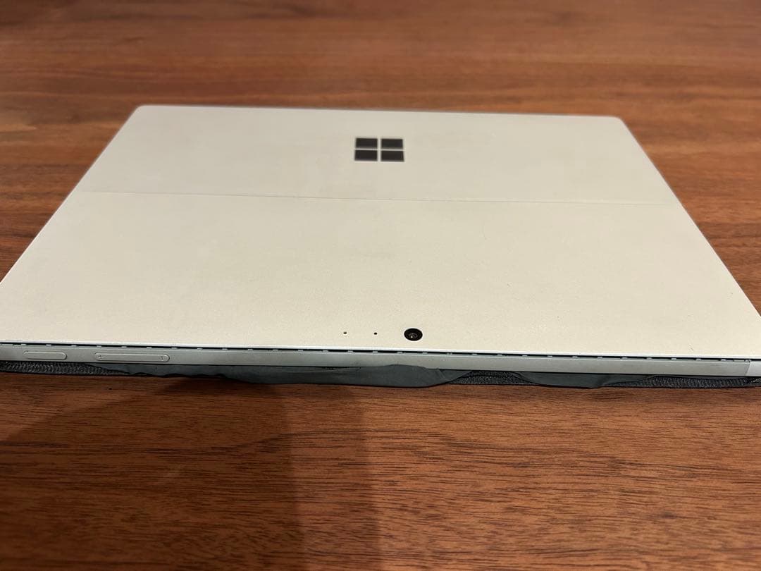 Surface Pro (第５世代)