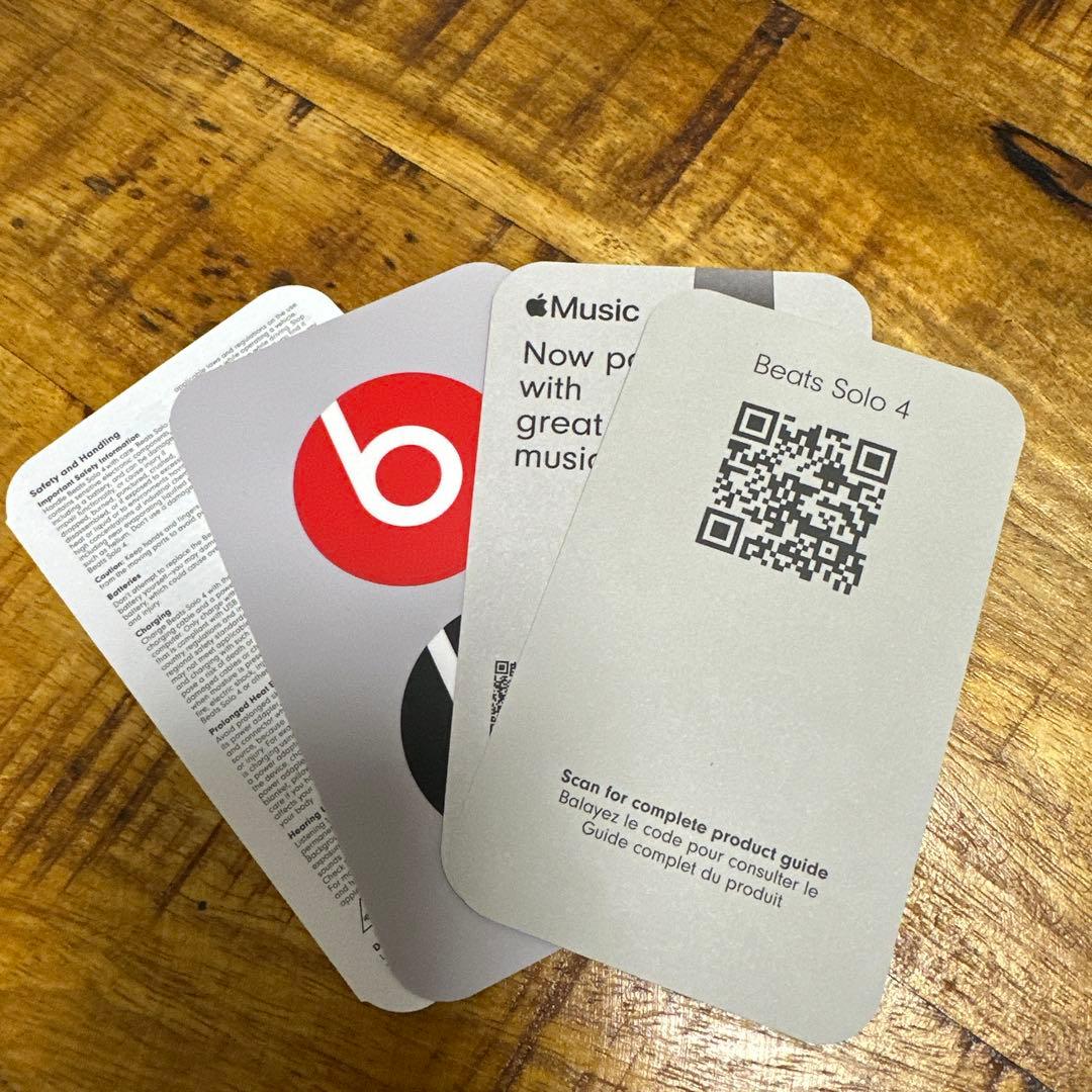 ヘッドホン Beats solo4