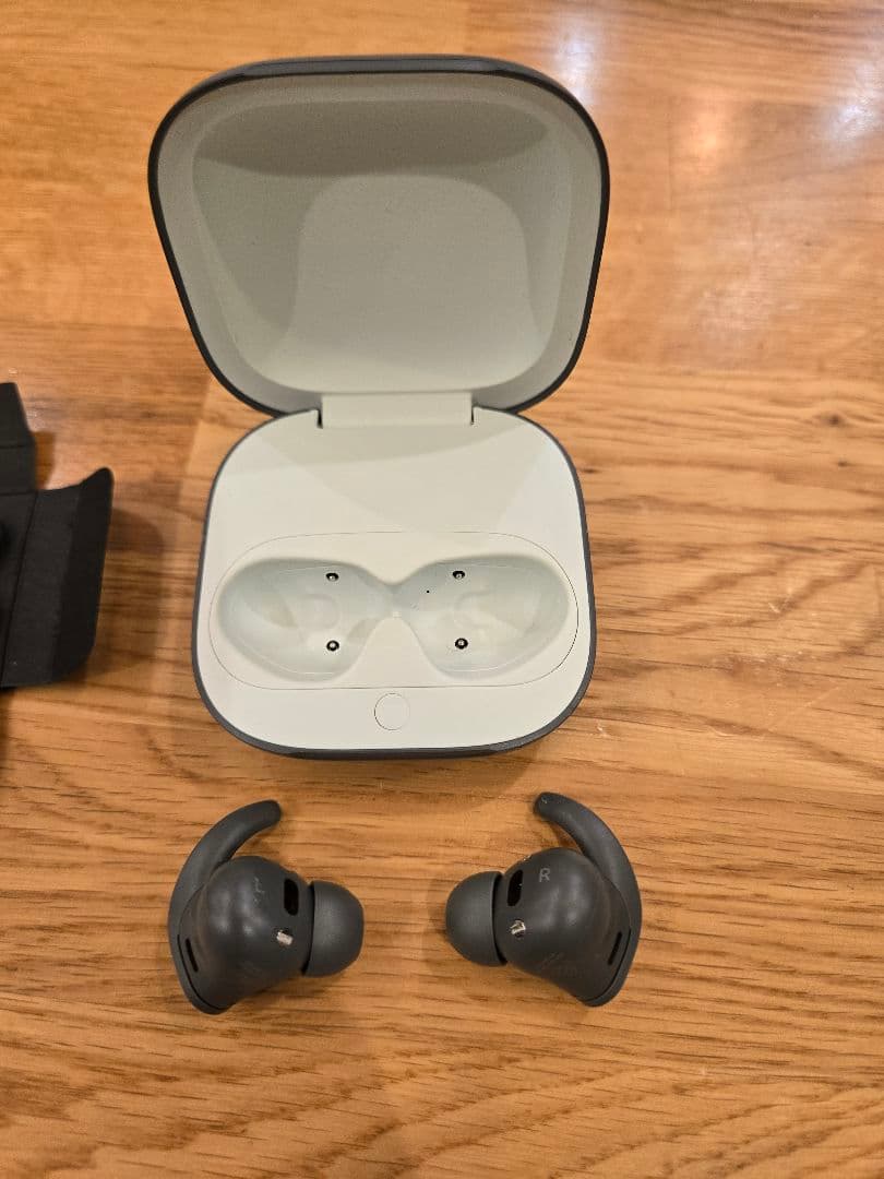 【国内正規品】美品★Beats Fit Pro 正規品 シリアル番号あり