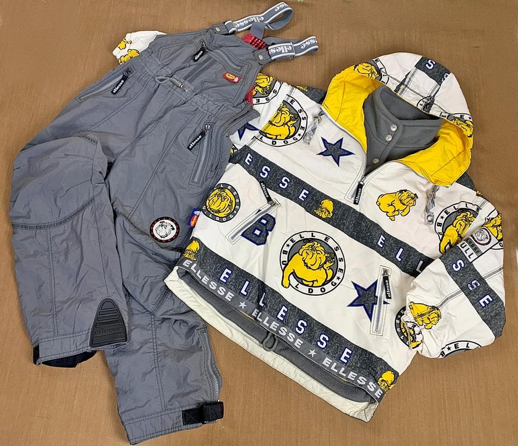 ELLESSE ITALY スノーボード&スキーウェア上下セットMサイズ 美品