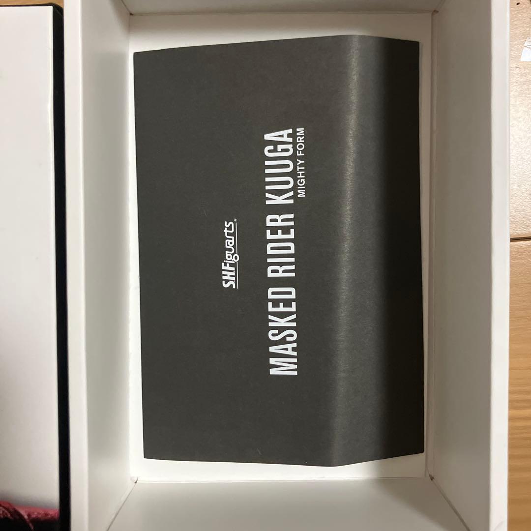 フィギュアーツ 真骨彫 仮面ライダークウガ　マイティフォーム