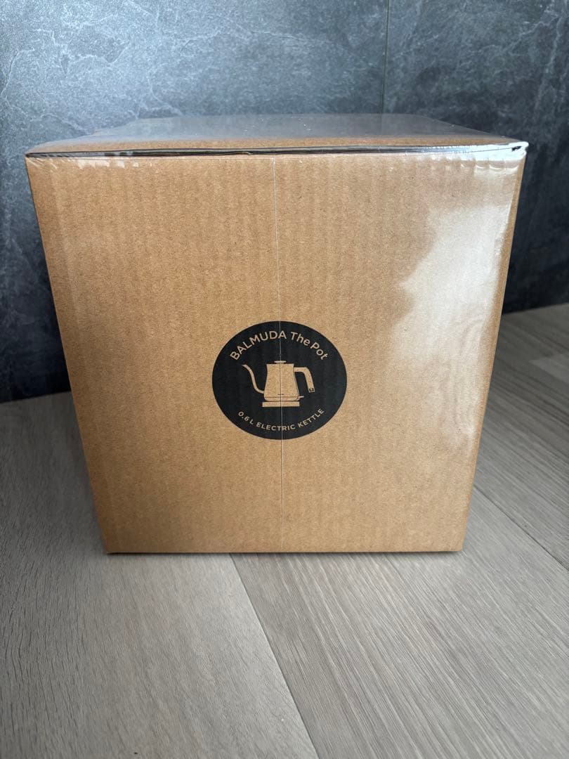 【未開封.フィルムあり】バルミューダ　ケトル