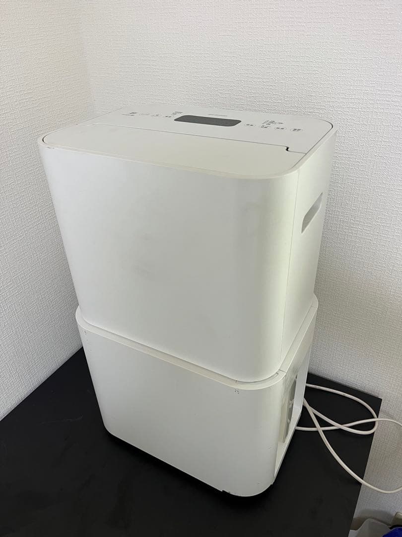 アイリスオーヤマ 除湿機 空気清浄機能付 PD-A140-W 2021年製