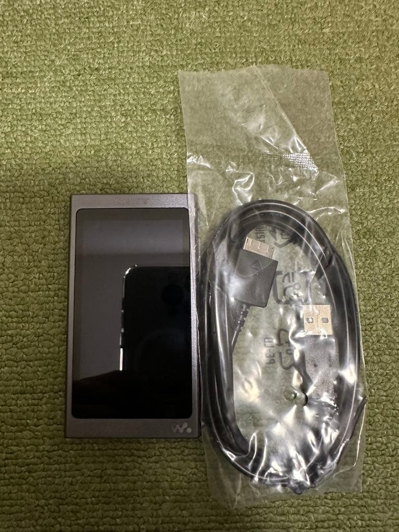 WALKMAN NW-A35 グレー USBケーブル付