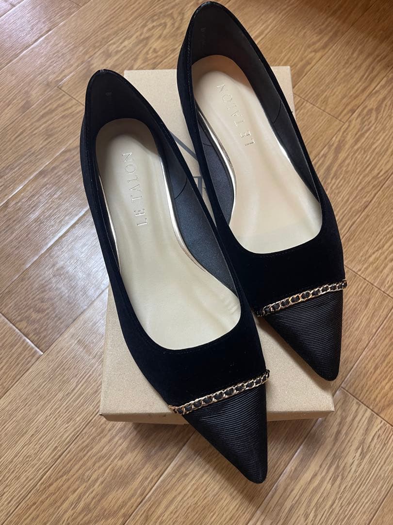 【限定値下げ】ルタロン　ポインテッドトゥ フラットシューズ