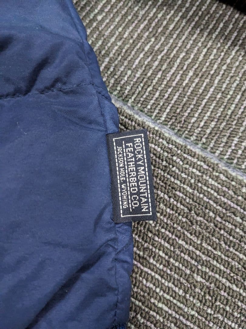 Rocky Mountain Featherbed 40 ネイビー ナイロン